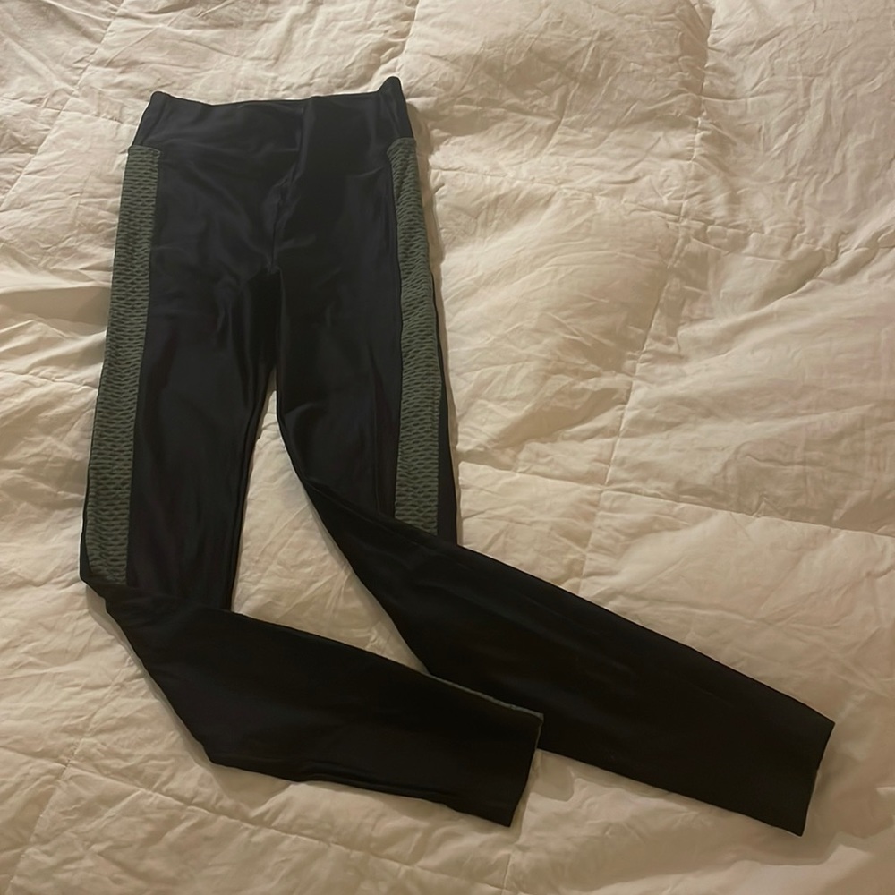 Koral shiny black leggings